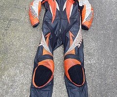 Shoei race suit - Image 4/4