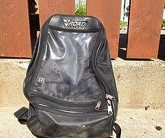 Road line tank bag