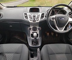 Ford fiesta titanium - Image 6/8