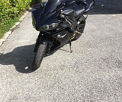 08 Yamaha R1