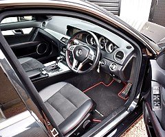 2012 C250 Amg Sport + plus **LOW MILES** - Image 5/8