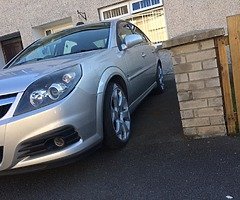 Vauxhall vectra 1.8vvt sri