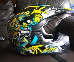 Thh Mx helmet excellent condition only worn a hand full of times £40