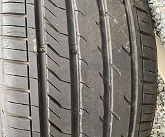 Tyre 275/45/r20