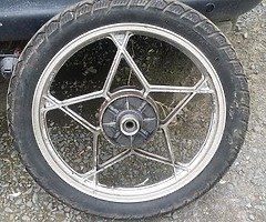 Suzuki gs 125 wheels