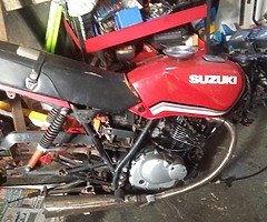 Suzuki gs 125 rolling chassis