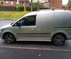 2013 VOLKSWAGEN CADDY VAN 2.0 TDI 140 BHP MANUAL SAT NAV £4950 - Image 5/9