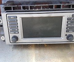 01 TO 06 RANGE ROVER RADIO - Image 5/5