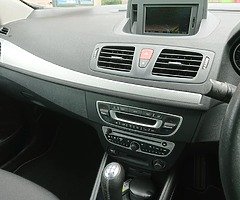 Renault Fluence 2012 Diesel - Image 7/10