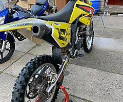 Suzuki RMZ 250 (ono)