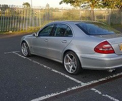 Mercedes E320 2005 - Image 4/7