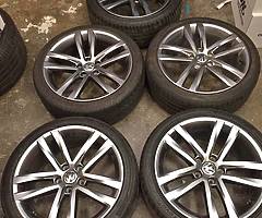 5x18’ Genuine VW R-Line 5x112 alloy wheels - Image 1/8