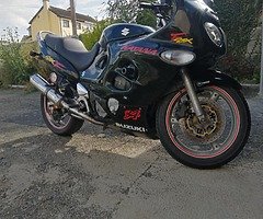 Suzuki gsxf 600 - Image 4/4