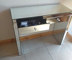 Console table and mirror together