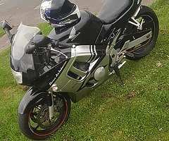 honda cbr 600f