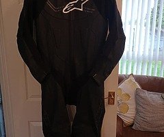 Alpinestars Challenger V2 one piece suit - Image 6/6