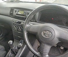 Toyota Corolla - Image 5/7