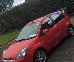 Ford Fiesta zetec Steele II