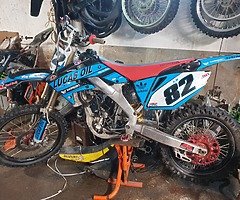 Honda crfs for breaking..