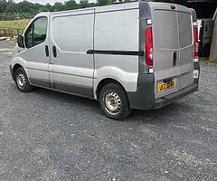 2008 Vivaro 2.0 M9R engine box Breaking