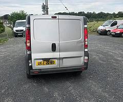 2008 Vivaro 2.0 M9R engine box Breaking - Image 6/8