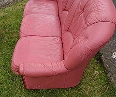 Sofa - Image 5/5