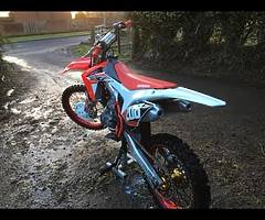 2016 crf 250 only 56hrs on it