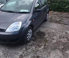 Ford Fiesta 2004 - Image 4/5