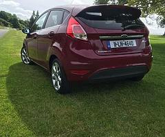 Ford Fiesta. Titanium - Image 5/10