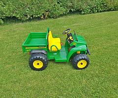 John deere Gator