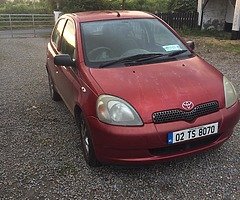 02 Toyota Yaris - Image 5/6