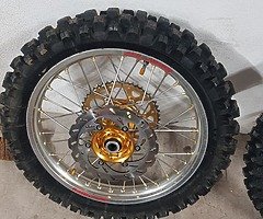 Talon wheels and hubs for a yamaha 450 yzf