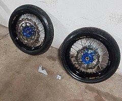 Yamaha WR 450 super moto wheels