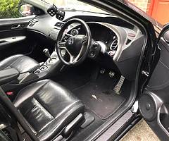 Sell Honda Civic 1.8 petrol 2007 - Image 3/10