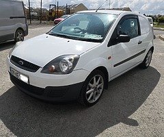 2007 fiesta van