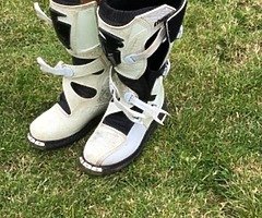 Thor Motocross boots