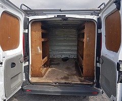 Renault Trafic 2011 SWB - Image 5/7