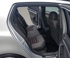 2005 Volkswagen Atlas - Image 3/8