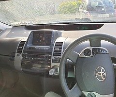 Toyota Prius - Image 7/10