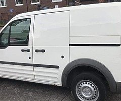 06 ford transit connect new doe ✔