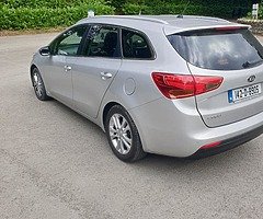 Kia Ceed SW - Image 6/8