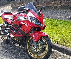 Honda CBR 600F4i - Image 4/8