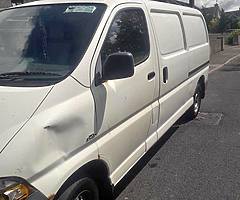 03 toyota hiace