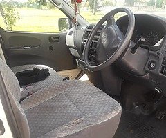 03 toyota hiace - Image 5/7