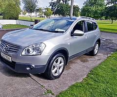 Nissan qashqai 2010 plus 2