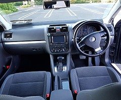 2009 Volkswagen Jetta - Image 5/8