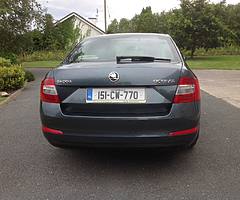 Skoda Octavia Elegance 1.6 diesel 105bhp. Manual - Image 4/10