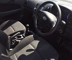 Hyundai i30 - Image 6/8