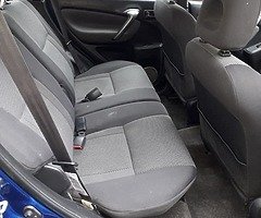 06 TOYOTA RAV4 2.0 D4D - Image 8/9