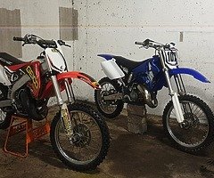 1999 cr125